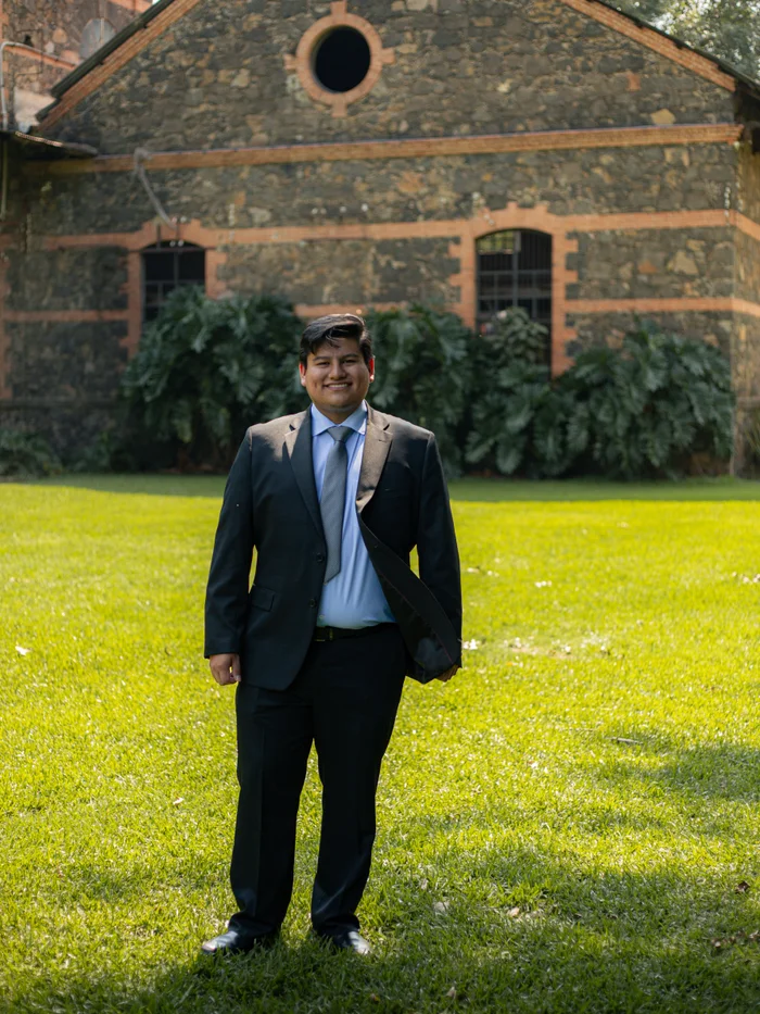 Retrato individual de Iván Loaeza Chavez